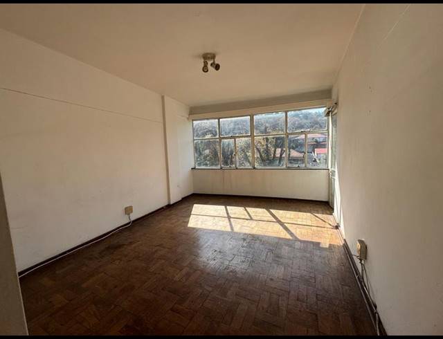 1 BEDROOM APARTMENT FOR SALE IN CYRILDENE